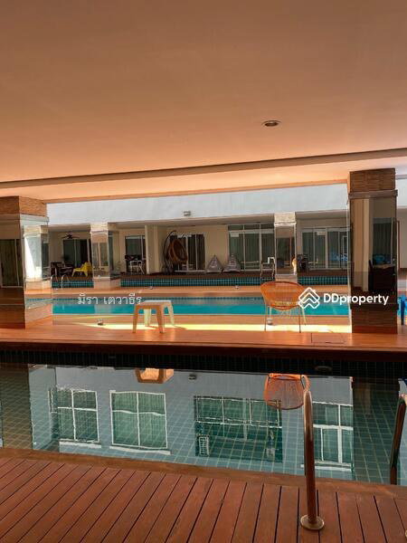 Apartment for rent in Chon Buri, Thailand · Condo for rent In Bangsaen. Room next to the pool, can walk into the pool, Chon Buri · 1 room, 1 bath