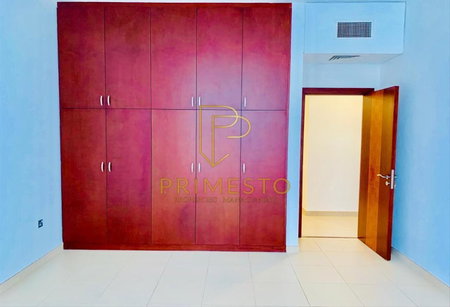 Apartment for rent in Abu Dhabi, United Arab Emirates · Al Aryam Tower · 2 rooms, 4 baths