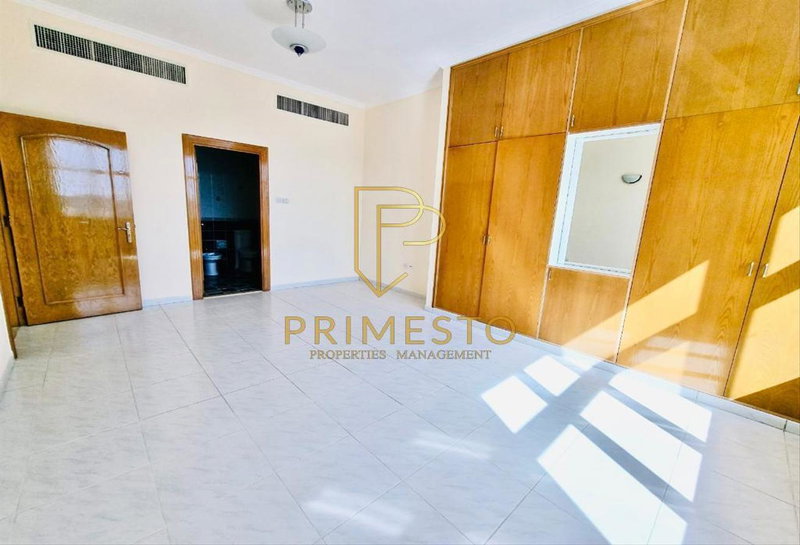 Apartment for rent in Abu Dhabi, United Arab Emirates · Al Aryam Tower · 2 rooms, 4 baths