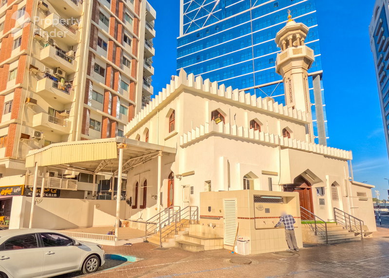 Apartment for rent in Abu Dhabi, United Arab Emirates · Al Aryam Tower · 2 rooms, 4 baths