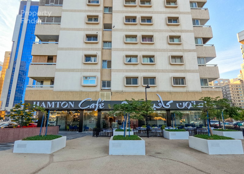 Apartment for rent in Abu Dhabi, United Arab Emirates · Al Aryam Tower · 2 rooms, 4 baths
