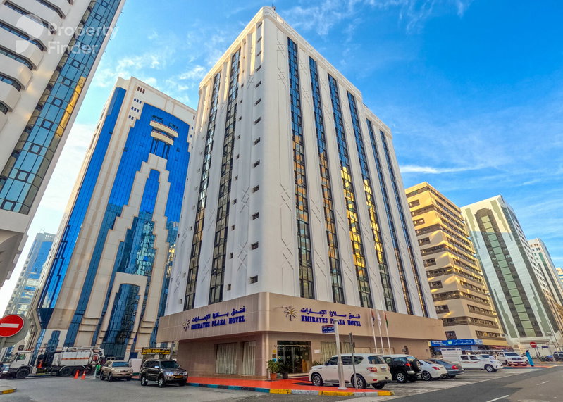Apartment for rent in Abu Dhabi, United Arab Emirates · Al Aryam Tower · 2 rooms, 4 baths