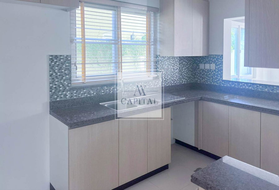 House for rent in Dubai, United Arab Emirates · La Quinta · 3 rooms, 4 baths