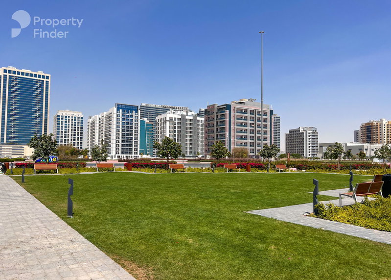 House for rent in Dubai, United Arab Emirates · La Quinta · 3 rooms, 4 baths