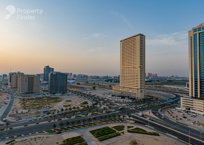 House for rent in Dubai, United Arab Emirates · La Quinta · 3 rooms, 4 baths