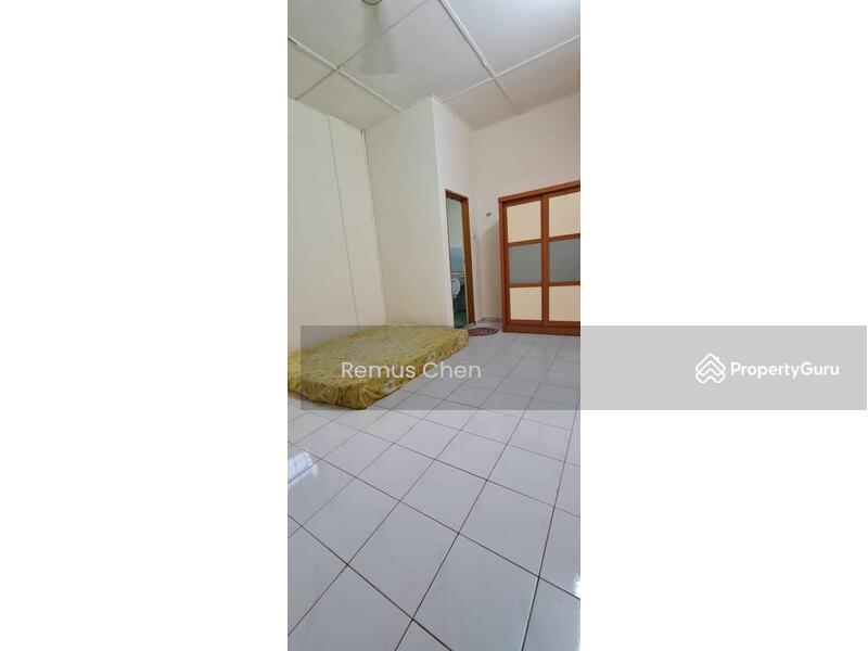 House for rent in Kuang, Malaysia · Townhouse at Kepong · 3 rooms, 2 baths