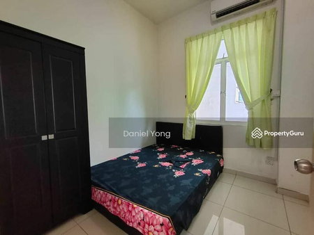 Apartment for rent in Skudai, Malaysia · Jalan indah 14 taman bukit indah · 4 rooms, 3 baths