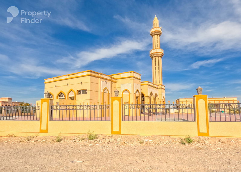 House for rent in Ras Al Khaimah City, United Arab Emirates · Seih Al Uraibi · 8 rooms, 7 baths