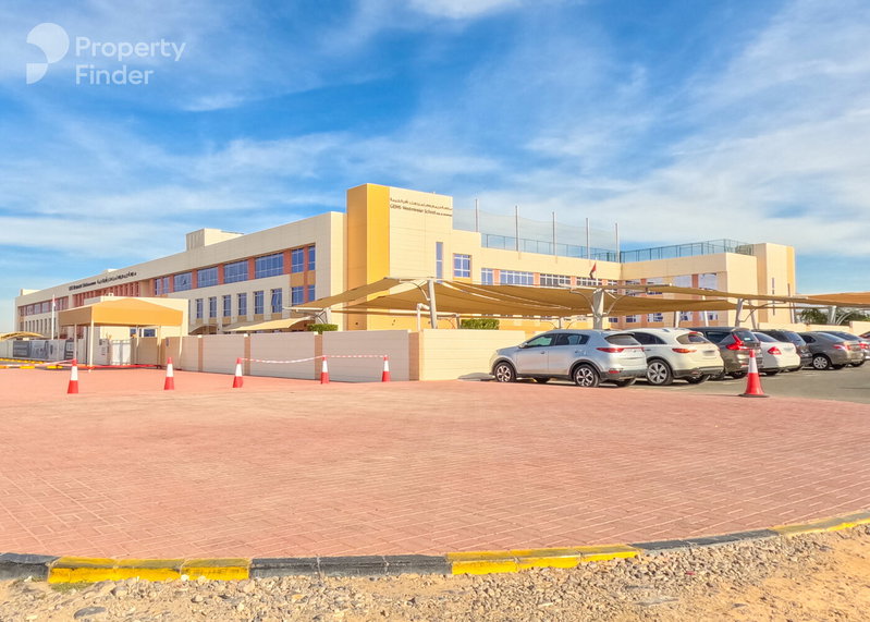 House for rent in Ras Al Khaimah City, United Arab Emirates · Seih Al Uraibi · 8 rooms, 7 baths