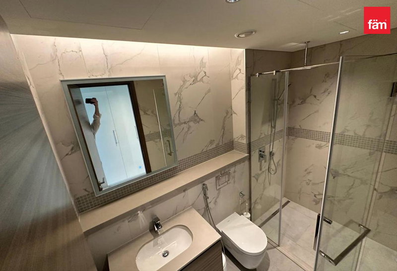 Apartment for rent in Dubai, United Arab Emirates · One Park Avenue · 3 rooms, 3 baths