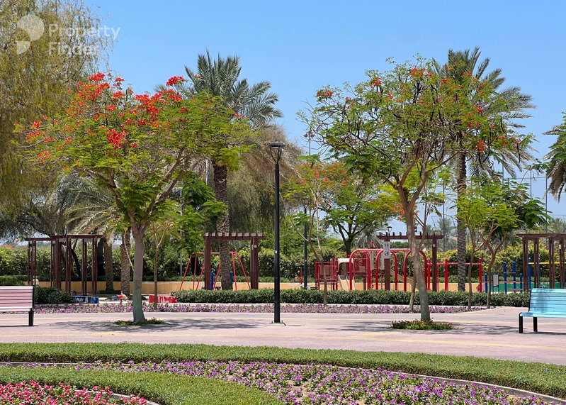 Apartment for rent in Dubai, United Arab Emirates · Al Khail Gate · 2 rooms, 2 baths