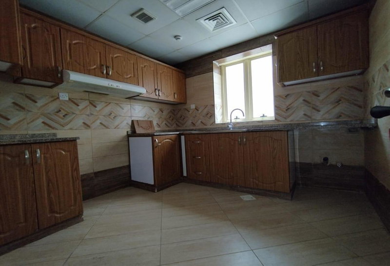 Apartment for rent in Sharjah, United Arab Emirates · Muwailih Building · 1 room, 2 baths
