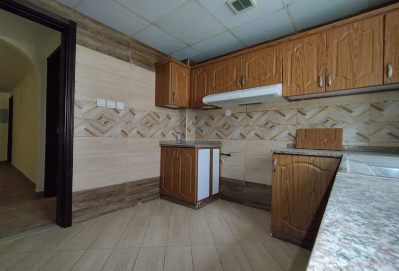Apartment for rent in Sharjah, United Arab Emirates · Muwailih Building · 1 room, 2 baths
