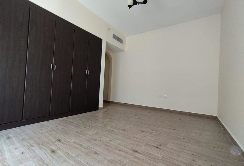 Apartment for rent in Sharjah, United Arab Emirates · Muwailih Building · 1 room, 2 baths