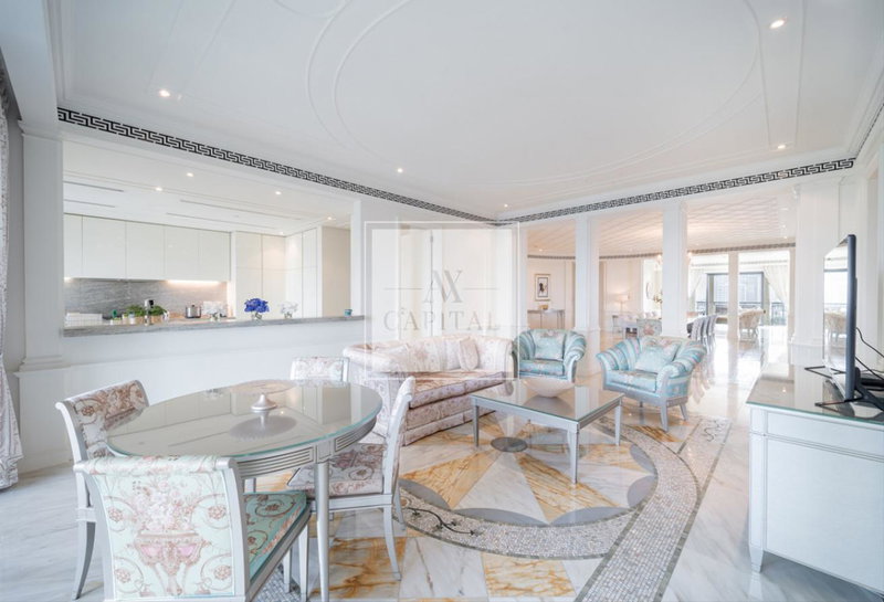 Apartment for rent in Sharjah, United Arab Emirates · Palazzo Versace · 4 rooms, 5 baths
