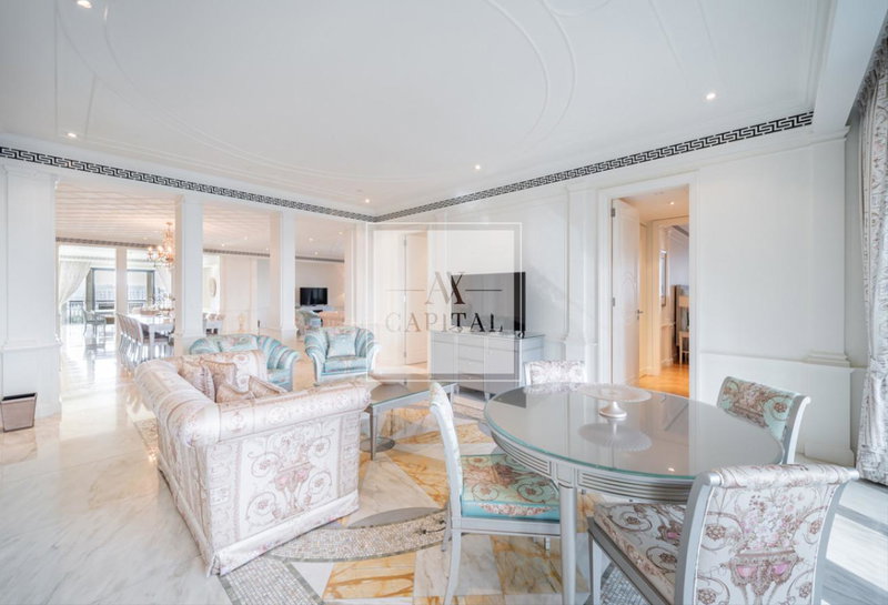 Apartment for rent in Sharjah, United Arab Emirates · Palazzo Versace · 4 rooms, 5 baths