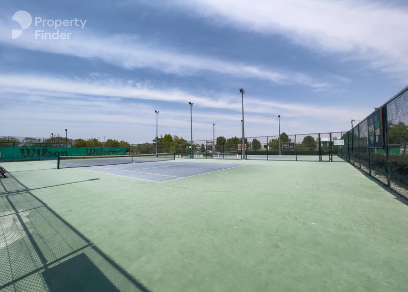 Apartment for rent in Dubai, United Arab Emirates · Golf Panorama B · 1 room, 1 bath