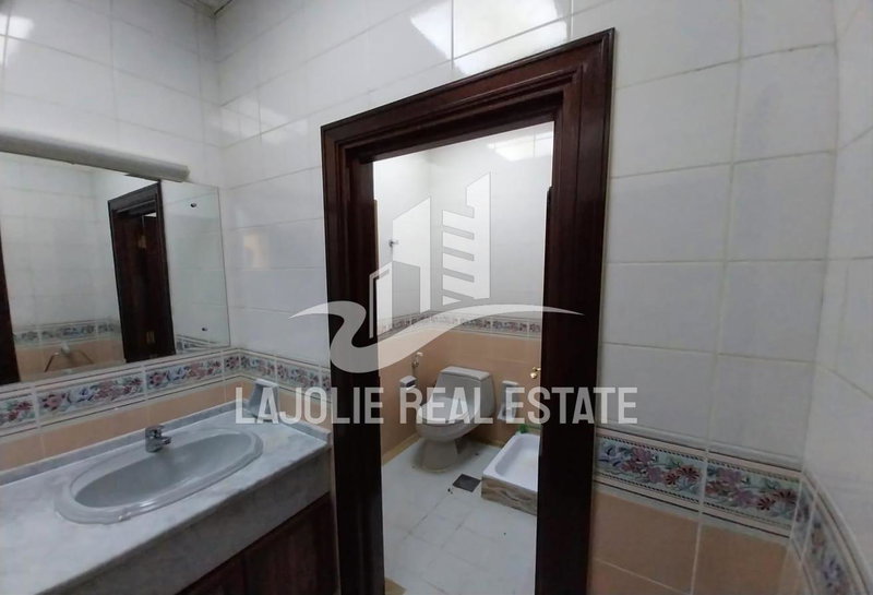 House for rent in Abu Dhabi, United Arab Emirates · Al Bateen · 6 rooms, 2 baths