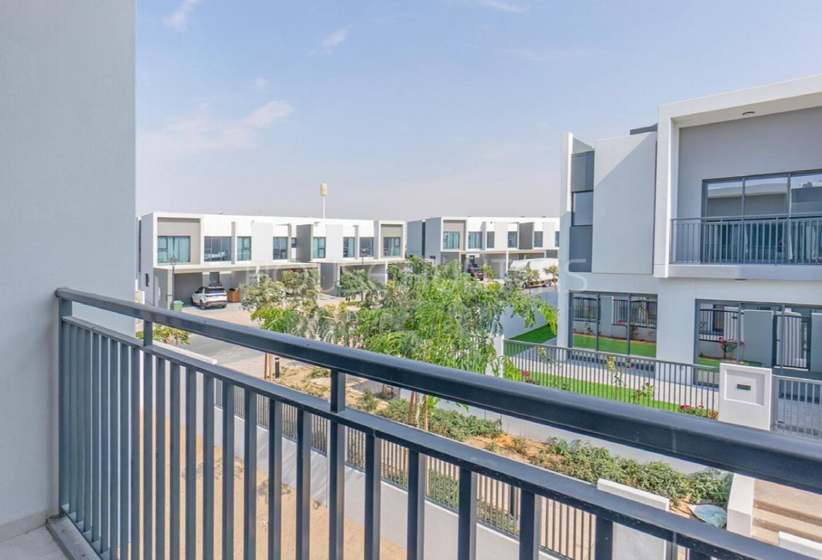 La Rosa 5, United Arab Emirates