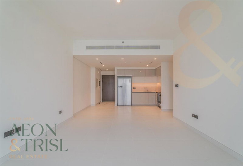 Apartment for rent in Dubai, United Arab Emirates · Marina Vista · 2 rooms, 2 baths