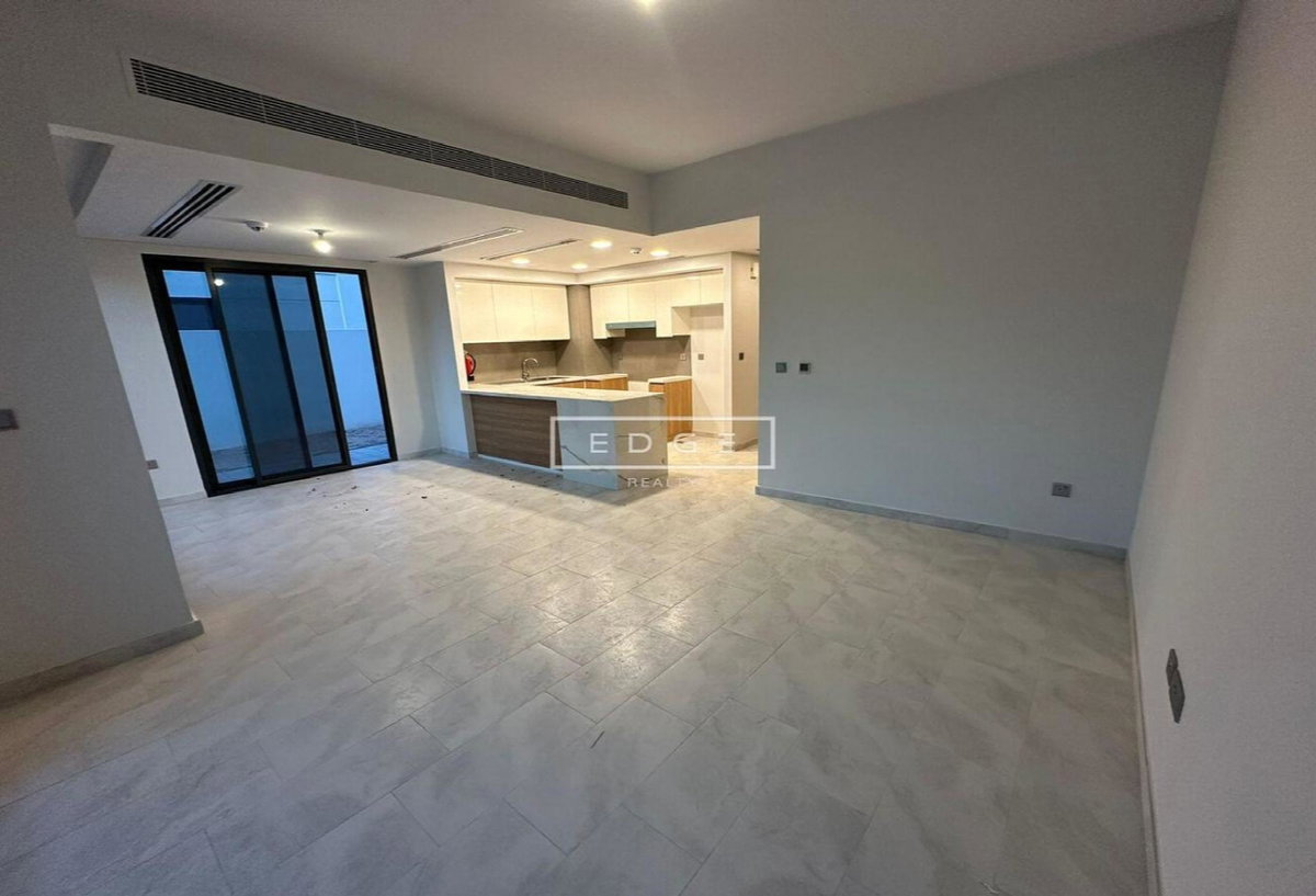 La Rosa 6, United Arab Emirates