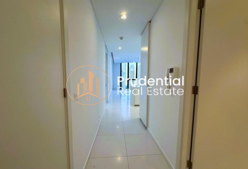 Apartment for rent in Abu Dhabi, United Arab Emirates · Burj Mohammed Bin Rashid at WTC · 1 room, 2 baths