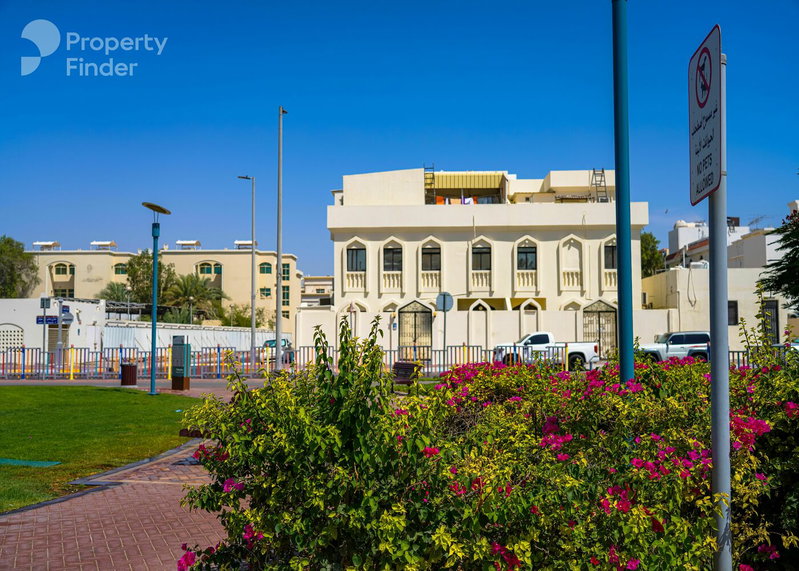House for rent in Abu Dhabi, United Arab Emirates · Al Qubaisat · 4 rooms, 4 baths