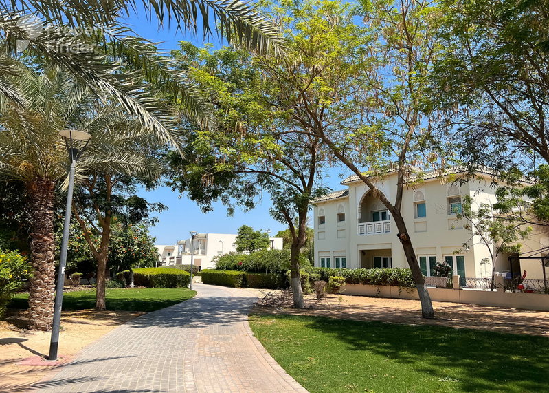 House for rent in Dubai, United Arab Emirates · Murooj Al Furjan · 3 rooms, 4 baths