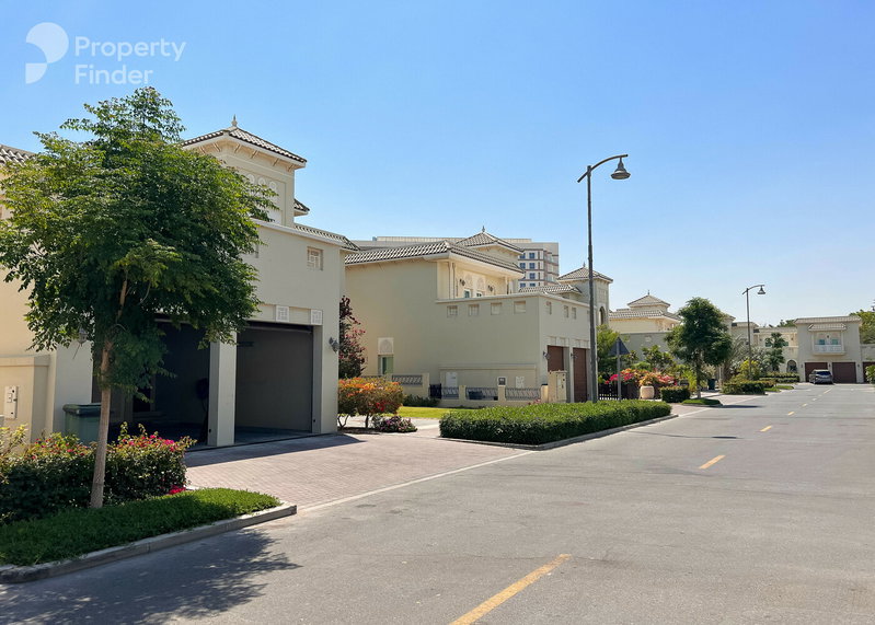 House for rent in Dubai, United Arab Emirates · Murooj Al Furjan · 3 rooms, 4 baths