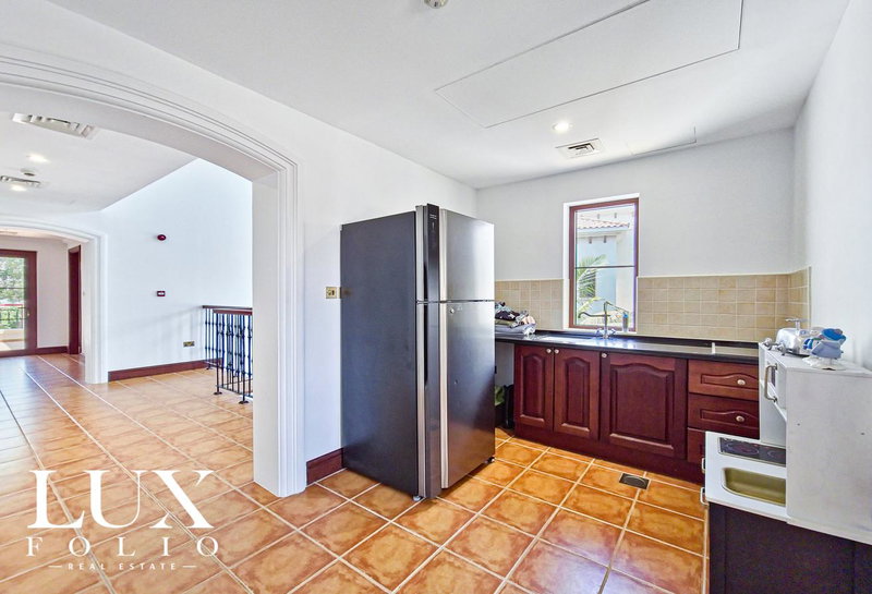 House for rent in Dubai, United Arab Emirates · Lime Tree Valley · 5 rooms, 5 baths