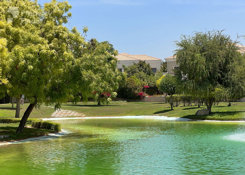 House for rent in Dubai, United Arab Emirates · Lime Tree Valley · 5 rooms, 5 baths