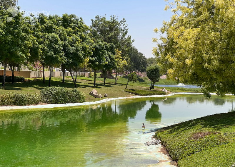 House for rent in Dubai, United Arab Emirates · Lime Tree Valley · 5 rooms, 5 baths