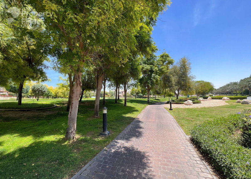 House for rent in Dubai, United Arab Emirates · Lime Tree Valley · 5 rooms, 5 baths