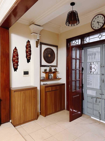 Apartment for rent in Hanoi, Vietnam · 462 Buoi Street · 2 rooms, 2 baths