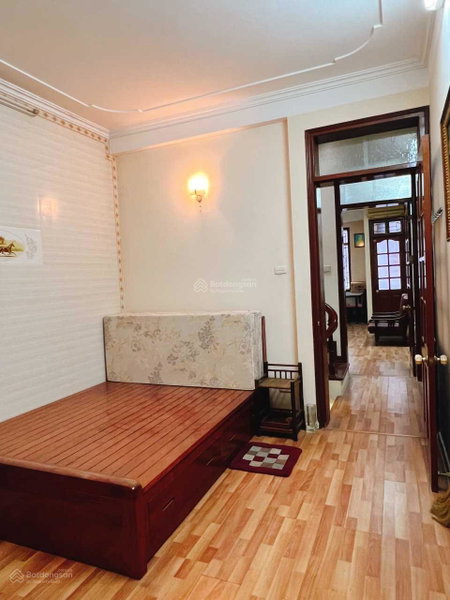 Apartment for rent in Hanoi, Vietnam · 462 Buoi Street · 2 rooms, 2 baths