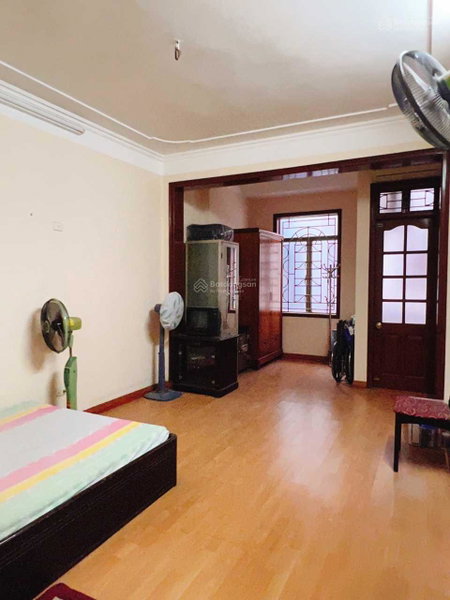 Apartment for rent in Hanoi, Vietnam · 462 Buoi Street · 2 rooms, 2 baths