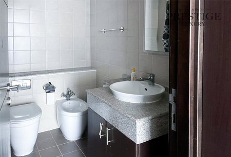 Apartment for rent in Dubai, United Arab Emirates · The Point · 1 room, 2 baths
