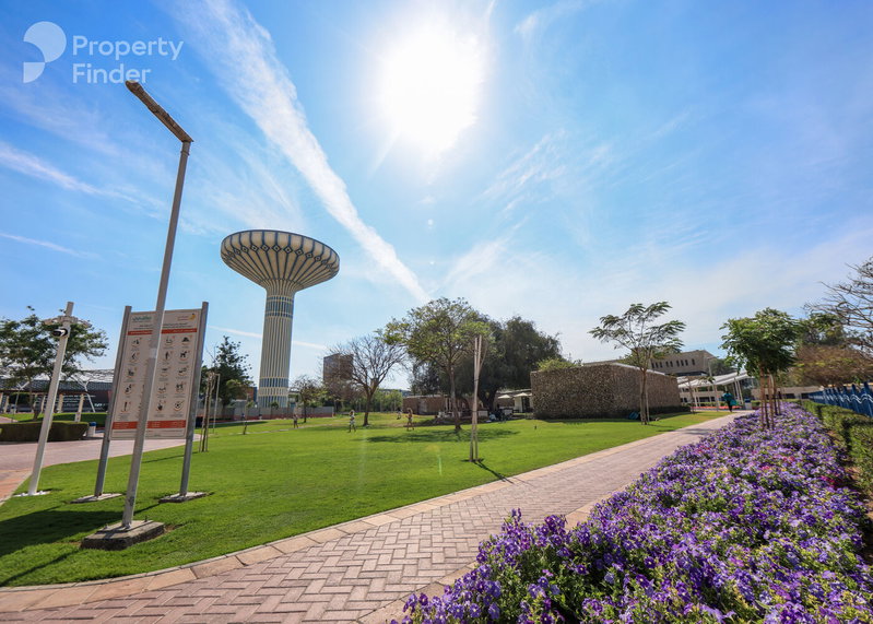 Apartment for rent in Dubai, United Arab Emirates · Satwa Road · 1 room, 2 baths