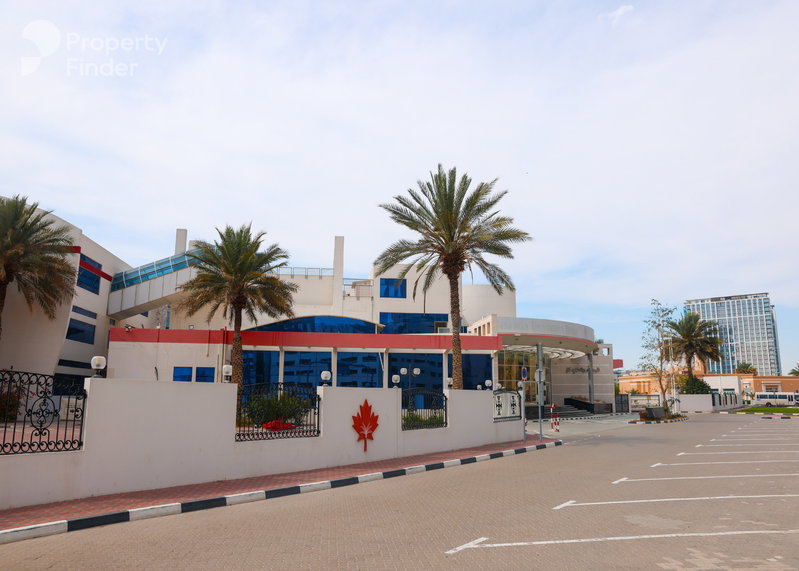 Apartment for rent in Dubai, United Arab Emirates · Satwa Road · 1 room, 2 baths
