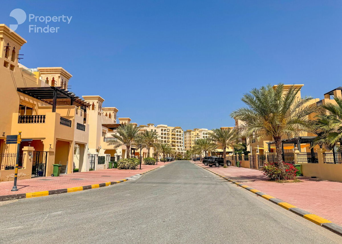 Royal Breeze 1, Vereinigte Arabische Emirate