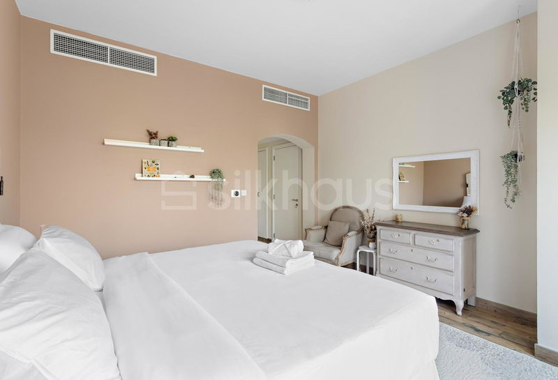 House for rent in Dubai, United Arab Emirates · Maeen 4 · 4 rooms, 3 baths