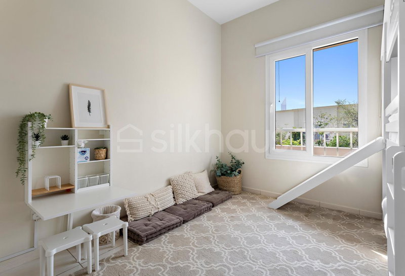 House for rent in Dubai, United Arab Emirates · Maeen 4 · 4 rooms, 3 baths