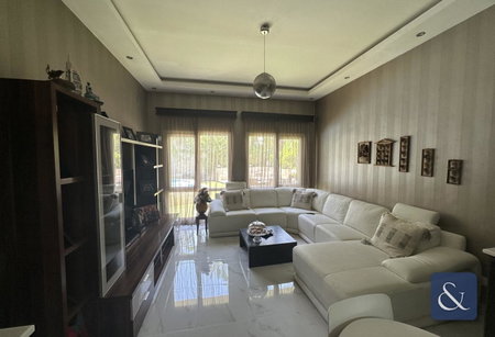 House for rent in Dubai, United Arab Emirates · Meadows 1 · 5 rooms, 5 baths