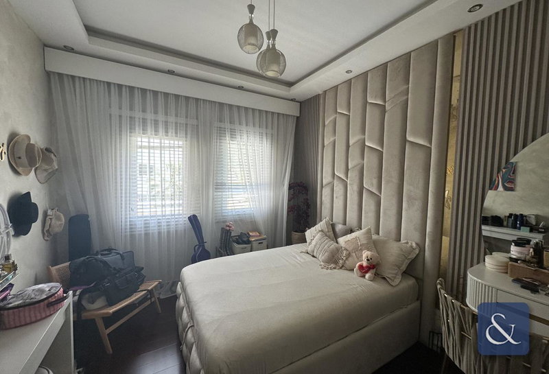 House for rent in Dubai, United Arab Emirates · Meadows 1 · 5 rooms, 5 baths