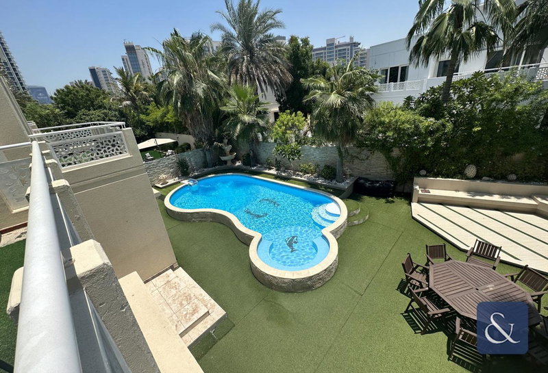 House for rent in Dubai, United Arab Emirates · Meadows 1 · 5 rooms, 5 baths