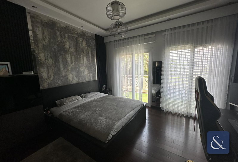 House for rent in Dubai, United Arab Emirates · Meadows 1 · 5 rooms, 5 baths