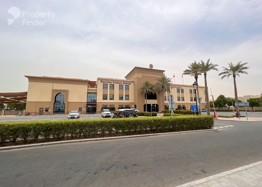 House for rent in Dubai, United Arab Emirates · Samara · 4 rooms, 5 baths