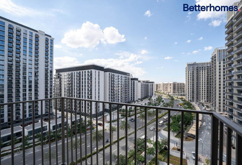 Apartment for rent in Dubai, United Arab Emirates · Socio Tower 1 · 1 room, 1 bath