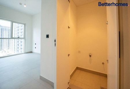 Apartment for rent in Dubai, United Arab Emirates · Socio Tower 1 · 1 room, 1 bath