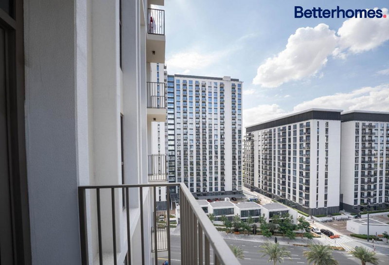 Apartment for rent in Dubai, United Arab Emirates · Socio Tower 1 · 1 room, 1 bath